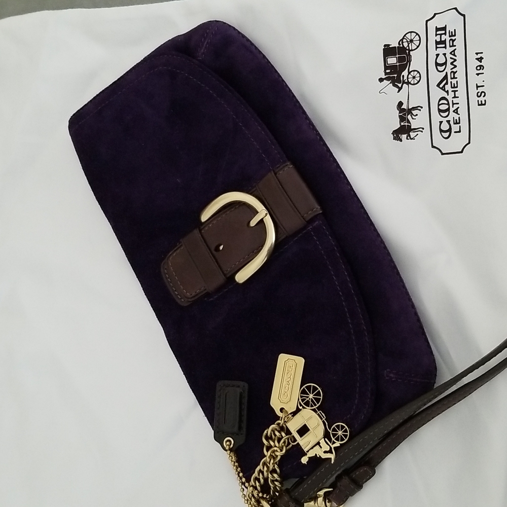💜Y2K COACH CLUTCH/ WRISTLET 💜
